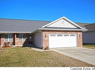 331 Butler Ln, Chatham, IL 62629