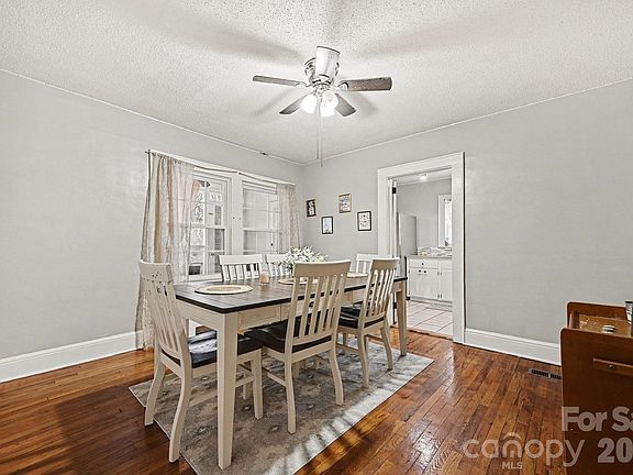 3rd image of 409 Miles Rd