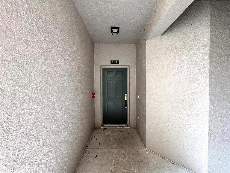 9447 Myrtle Creek Ln #102 — Photo 3