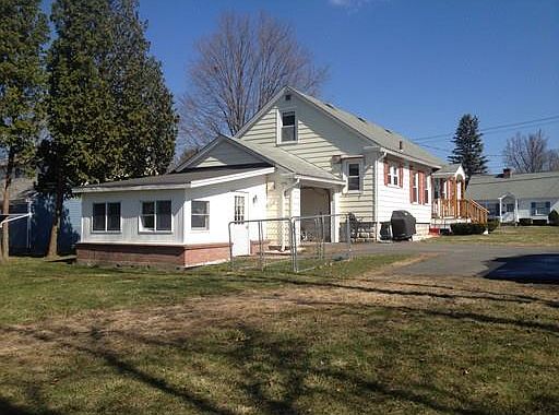 2nd image of 84 Norwood St