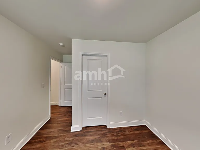 248 Willow Ln — Photo 22