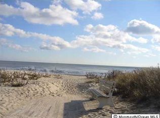 402 Elizabeth Ave, Point Pleasant Beach, NJ 08742