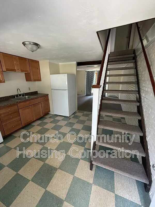 2 bed, 1.0 bath, $2,530 — Photo 3