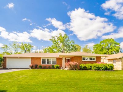 2215 W Cambridge Dr, Muncie, IN, 47304