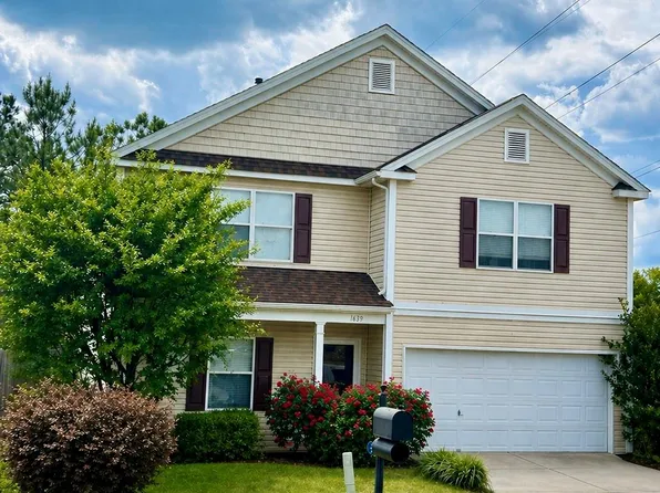 1839 Bray Dr, Charlotte, NC 28214