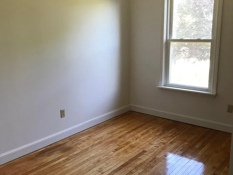 123 Mayfield St #2 — Photo 9