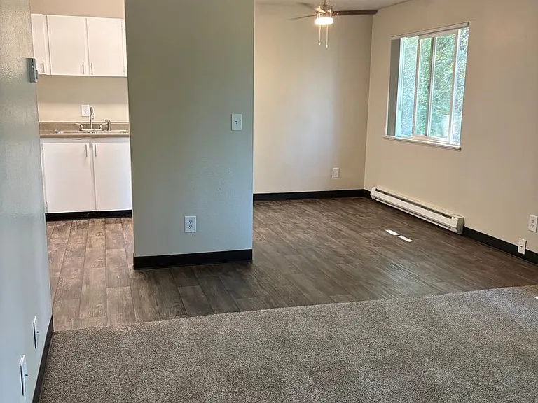 Countrywood Apartments — Photo 25