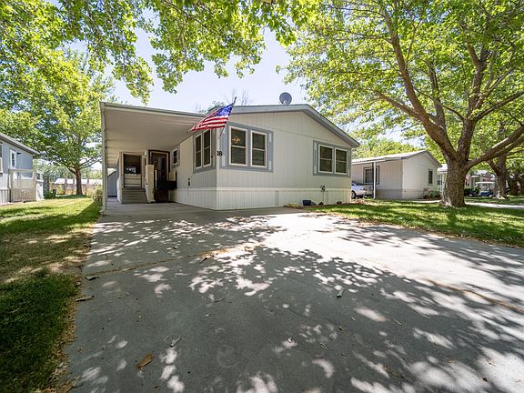 2nd image of 679 Brentwood Dr Unit 18