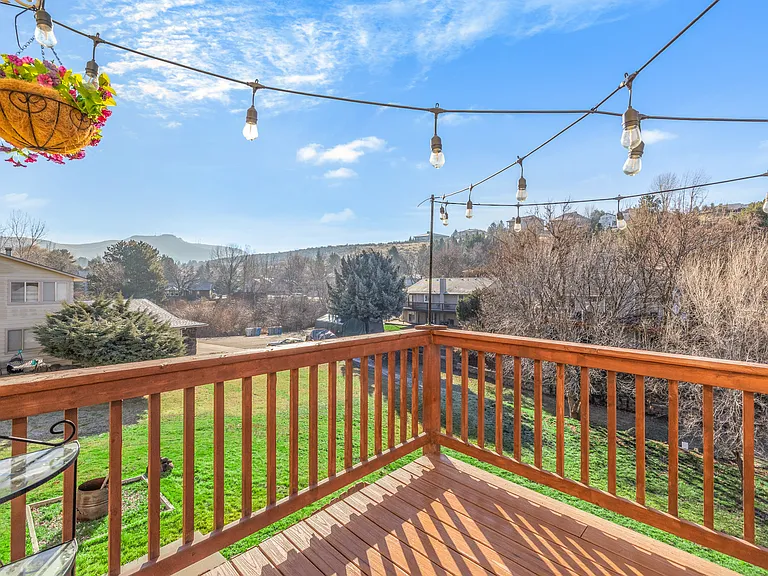 2228 E Roanoke Dr — Photo 24
