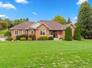 13 Olivers Ln, Hamilton, ON K9A 5R1