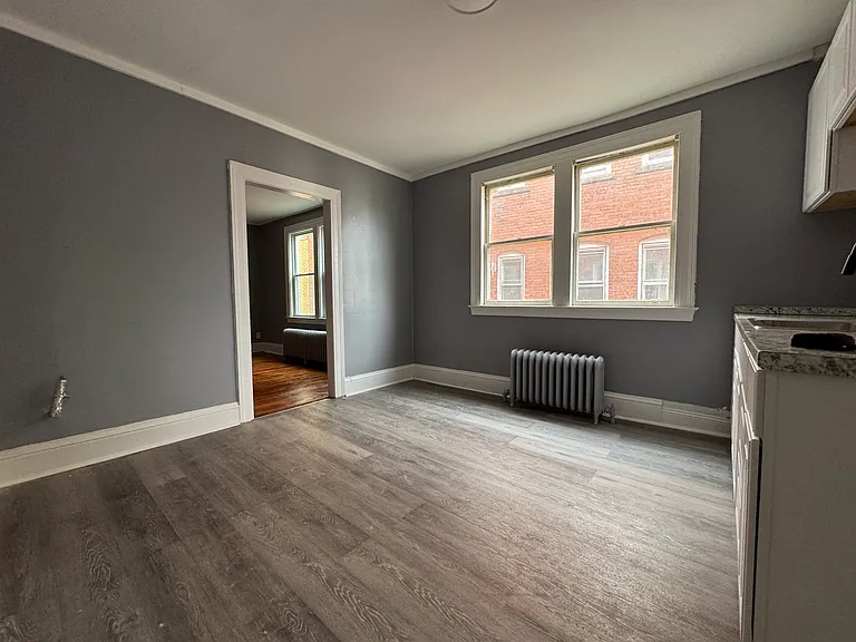 1069 Capitol Ave #2E — Photo 7