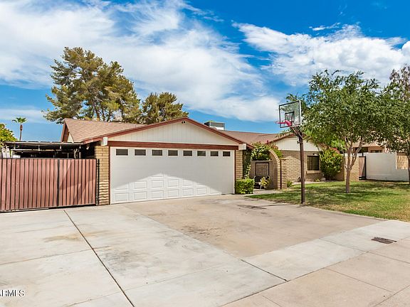 2nd image of 5702 W ROYAL PALM Road