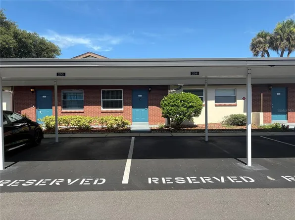 24862 Us Highway 19 N APT 205, Clearwater, FL 33763