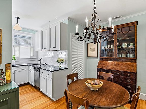 4th image of 1115 Briarcliff Pl NE APT 6