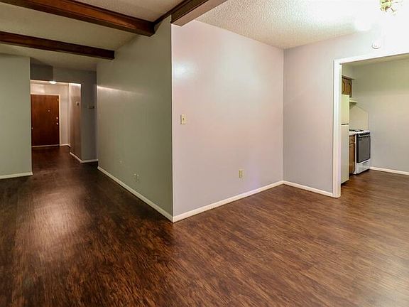 4th image of 6140 S Troost Ave