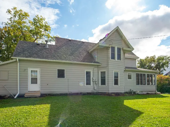 652 Highway 62 S, Stewartville, MN 55976