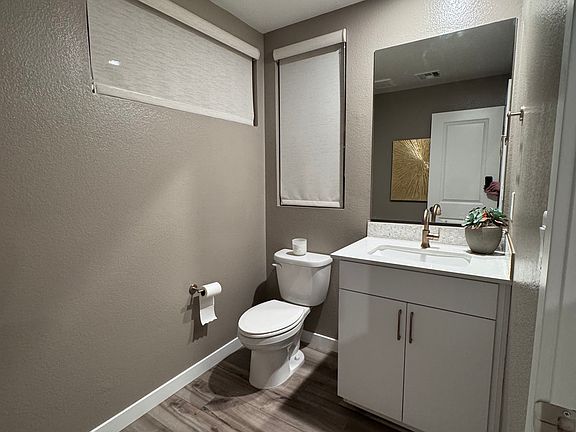 5th image of 4176 Blue Quail Ct