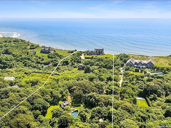 2nd image of 408 Old Montauk