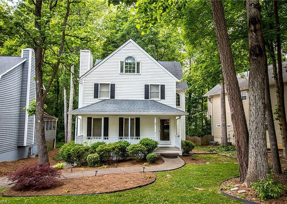 2nd image of 47 Carrisbrooke Ln
