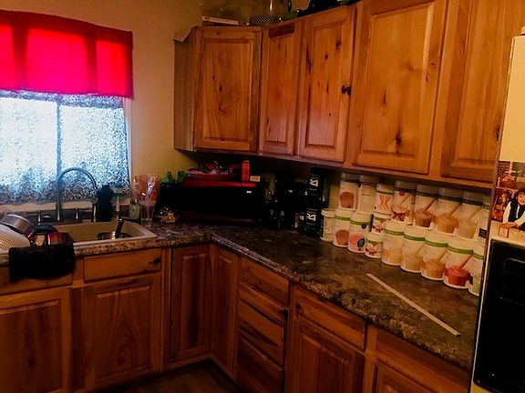 5th image of 1708 N Hancock Ave
