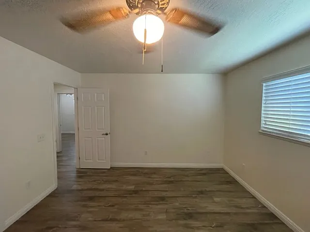 13471 Preciado Ave — Photo 19