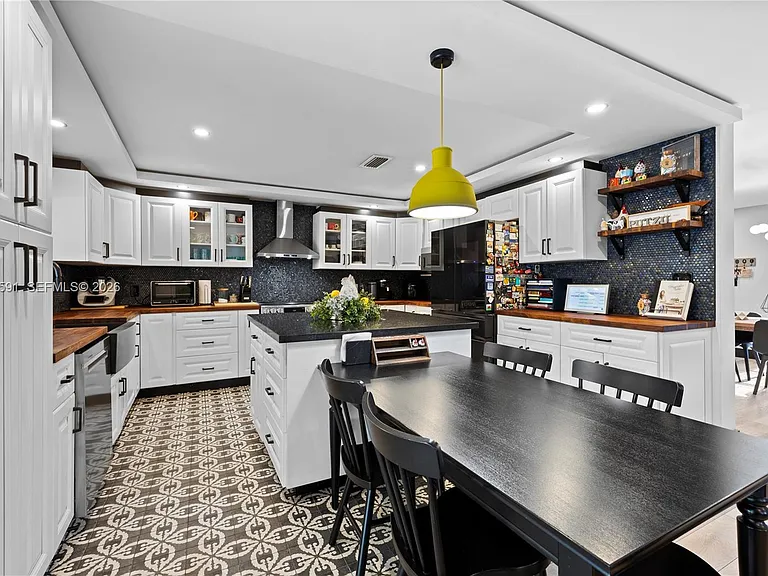 4470 SW 105th Ave — Photo 8
