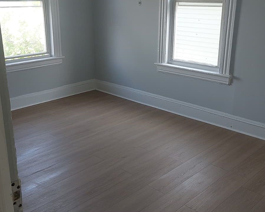 1st image of 88 6th St #2