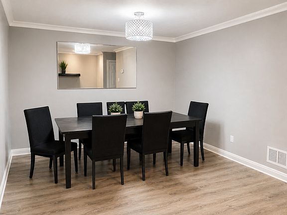 4th image of 82 Sapphire Ln