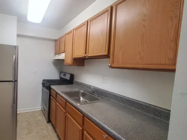 5317 E St SE #745, Washington, DC 20019