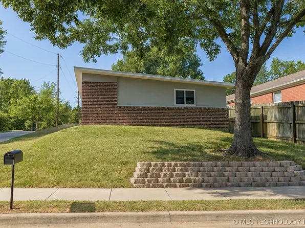 1235 N Trenton Ave, Tulsa, OK 74106