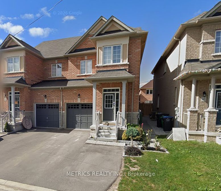 1st image of 63 Lesabre Cres