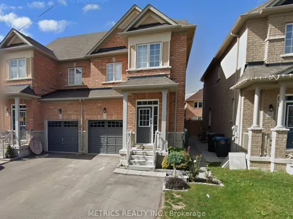 63 Lesabre Cres, Brampton, ON L6P 3R4
