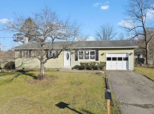 10 Debra Lee Dr, Apalachin, NY 13732