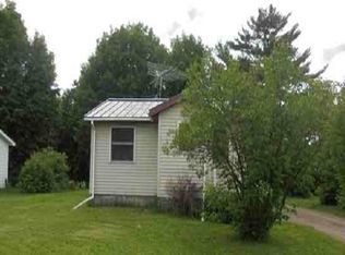 1335 Babcock Ave, Cumberland, WI 54829