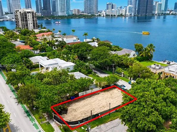 920 N Venetian Dr, Miami Beach, FL 33139