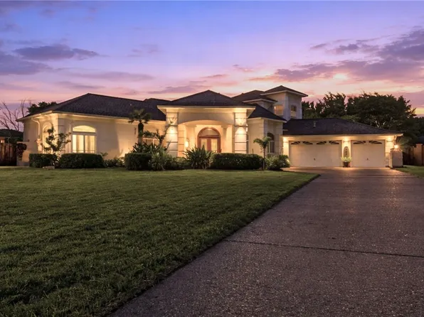 7906 Valtourmanche Dr, Corpus Christi, TX 78414