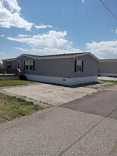 #256 Big Country. Ave. B2