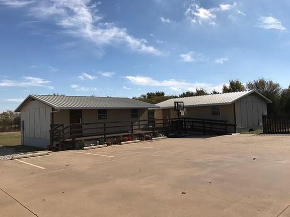 4th image of 1100 E Frontier Pkwy