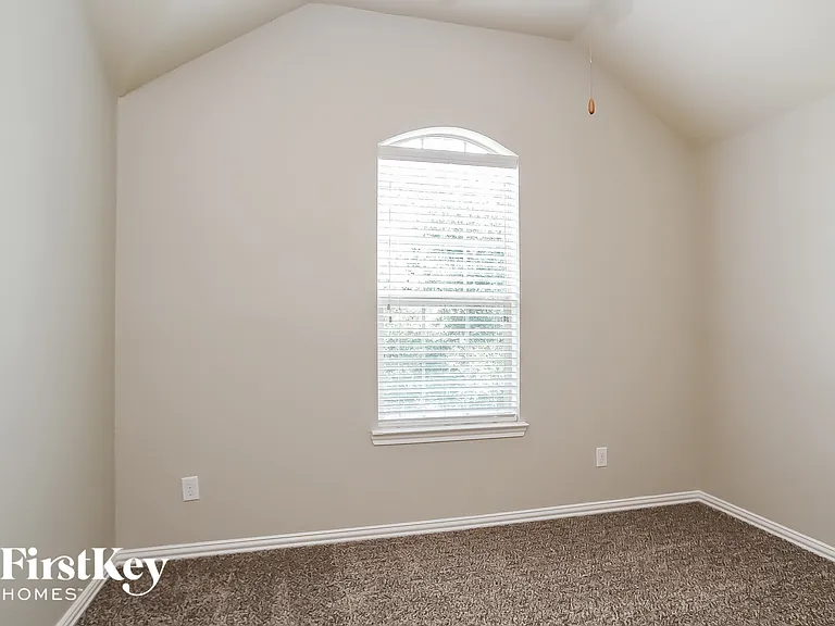 24462 Sundance Spring Dr — Photo 11