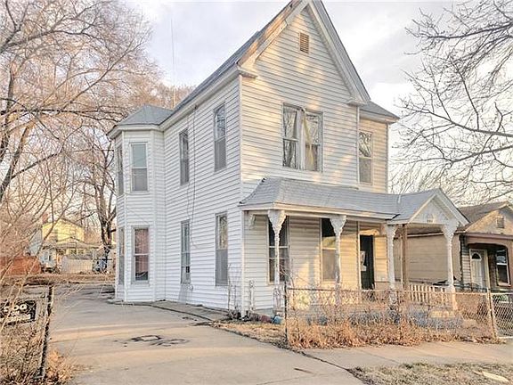 4th image of 224 Osage St