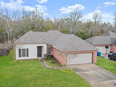 2112 Woodland Ct, Port Allen, LA, 70767