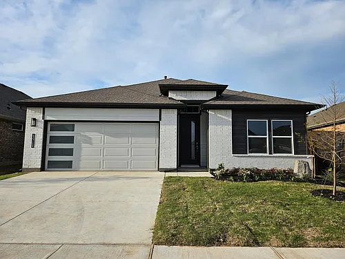 1512 Woodpecker St Photo 1