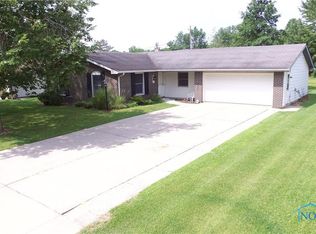 1624 Woodhurst Dr, Defiance, OH 43512