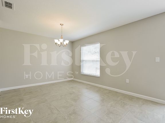4th image of 489 Earhart Dr