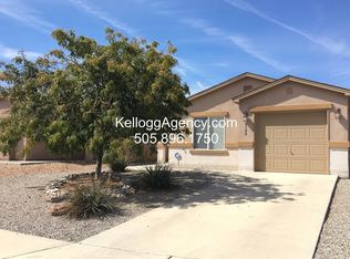 2100 Sagecrest Loop NE, Rio Rancho, NM 87144
