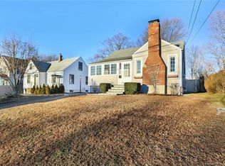 14 Devon Ave, Norwalk, CT 06850
