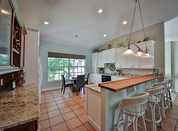 3rd image of 8956 Bracken Way