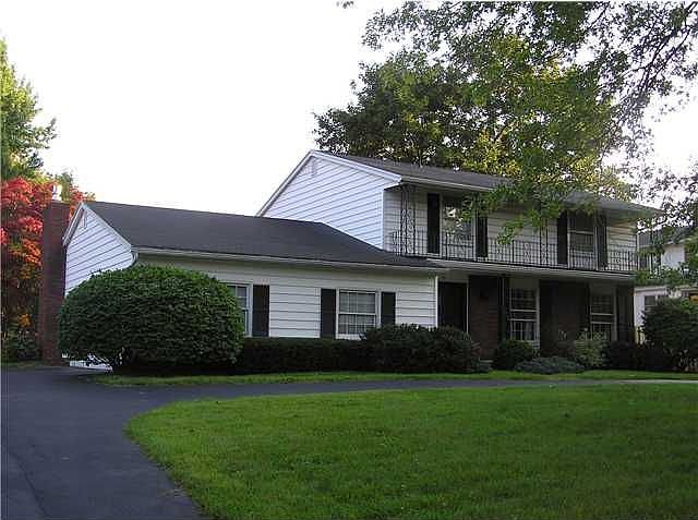 1st image of 46 Pineview Dr