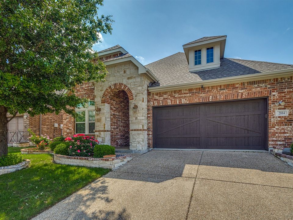 1st image of 2804 N Umberland Dr