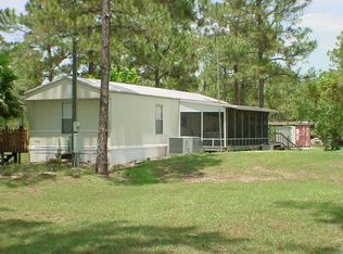 1055 Sweetwater Ave, Clewiston, FL 33440